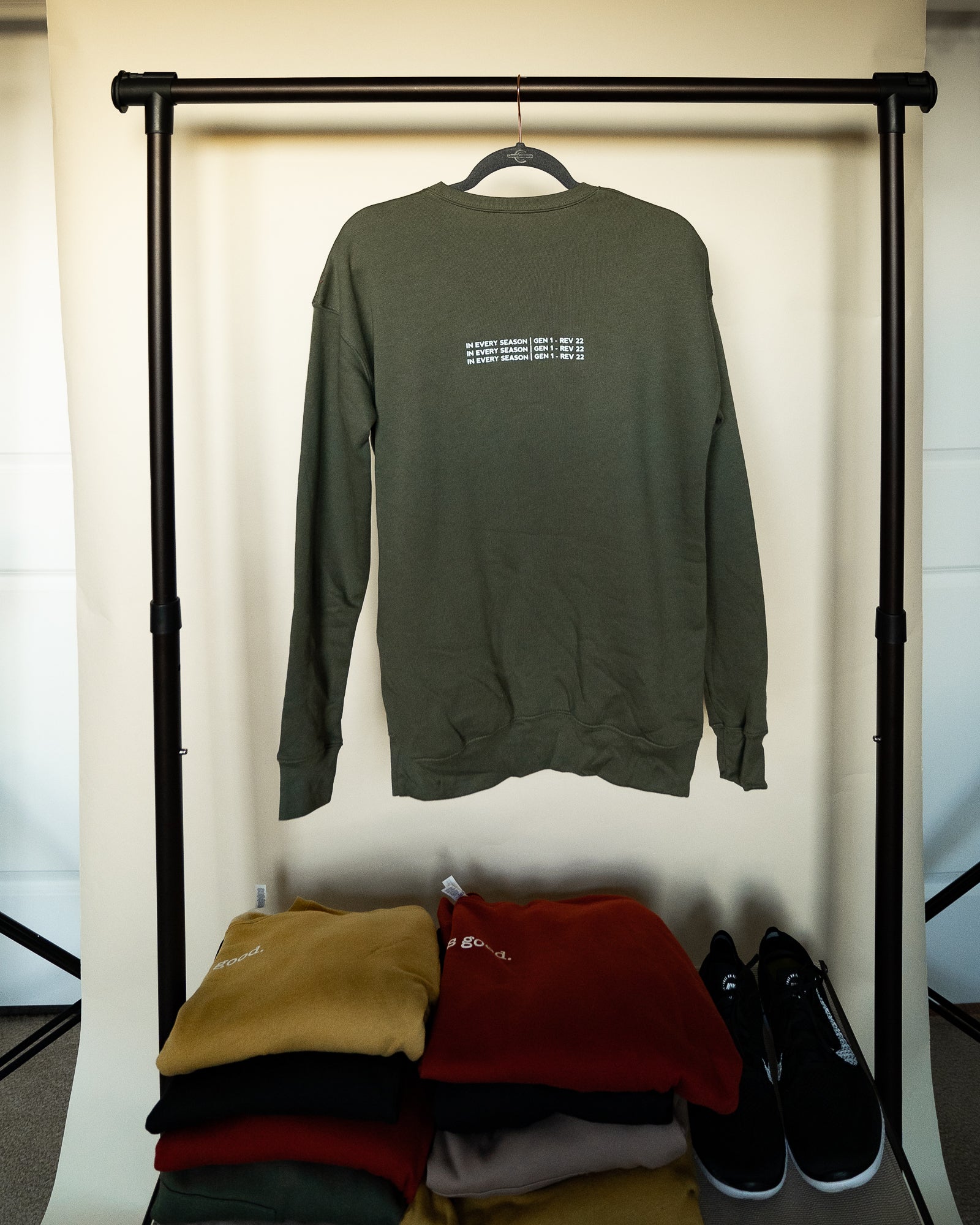 God is good Crewneck Sweatshirt [Military Green]